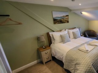 Hardy - St Andrews Lyme Regis